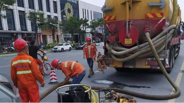 管道疏通清淤技巧：机械及水力清淤法